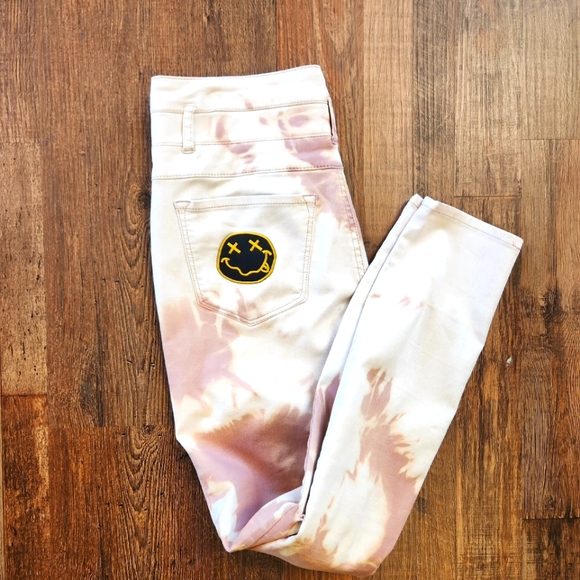 🤡🚬Wacky Bleached High-Rise Patched Skinny Jeans 👽😵 - Picture 4 of 4